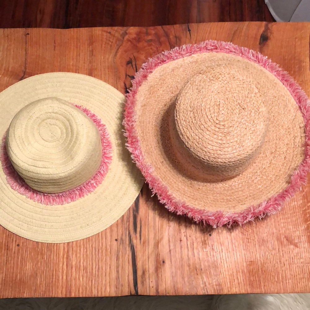 Lot of 2 Hat attack mommy & me set!!